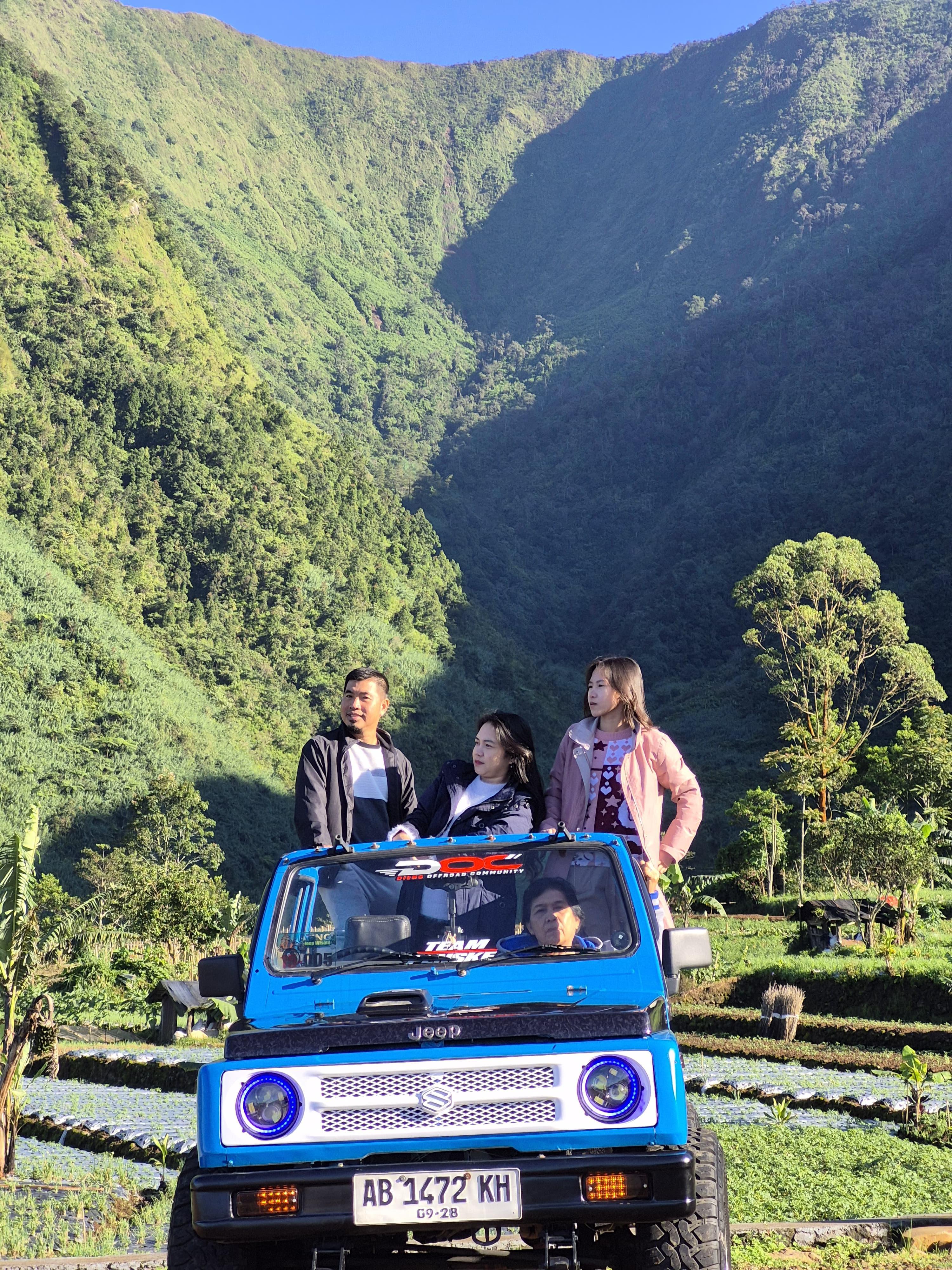 Jeep wisata Dieng Plateau pengalaman terbaik